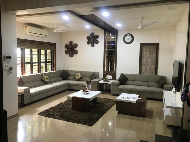 4 BHK Villa in Vastrapur for resale Ahmedabad. The reference number is 20951220