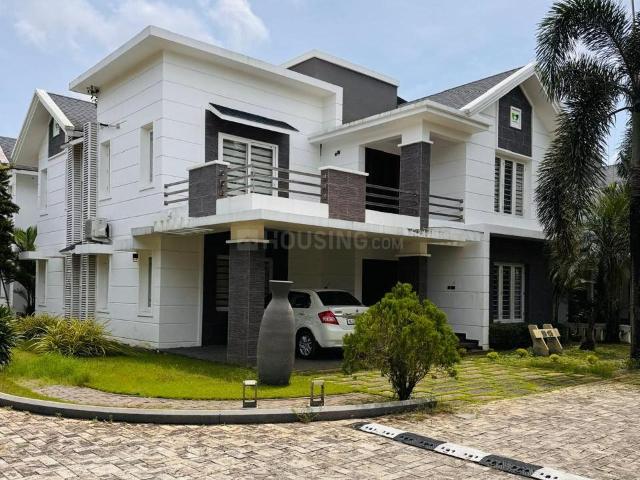 4 BHK Villa in Veliyathunadu for resale Aluva. The reference number is 20797608