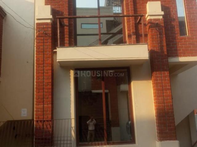 4 BHK Villa in Waghodia Road for rent Vadodara. The reference number is 16856052