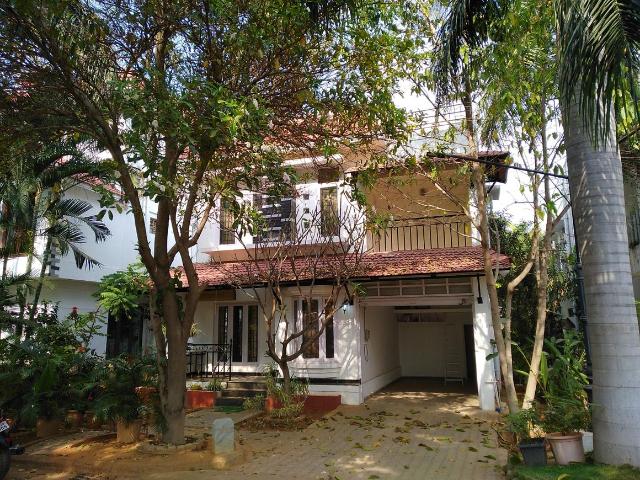 4 BHK Villa in Whitefield for rent Bengaluru. The reference number is 20719659