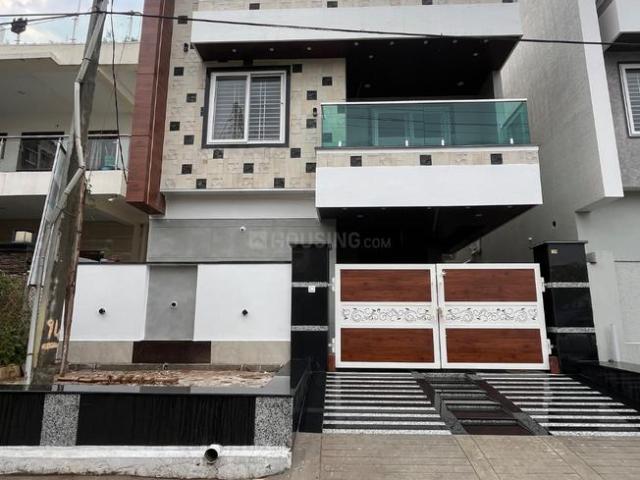4 BHK Villa in Yapral for resale Secunderabad. The reference number is 19851480