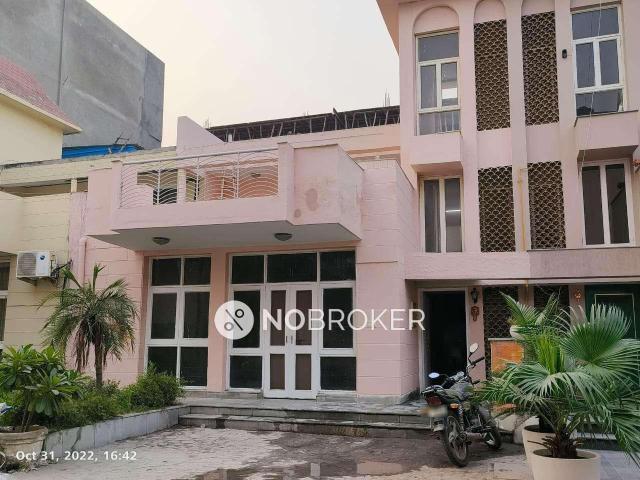 4 BHK Villa In Achievers Villa For Sale In Sector 49