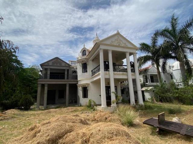 4 BHK Villa in Adalaj for resale Gandhinagar. The reference number is 17671801