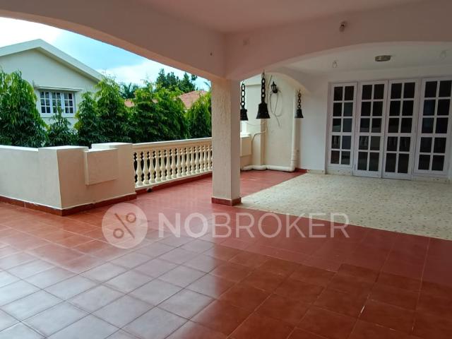4+ BHK Villa In Adarsh Palm Medows Villa for Rent In Ramagondanahalli