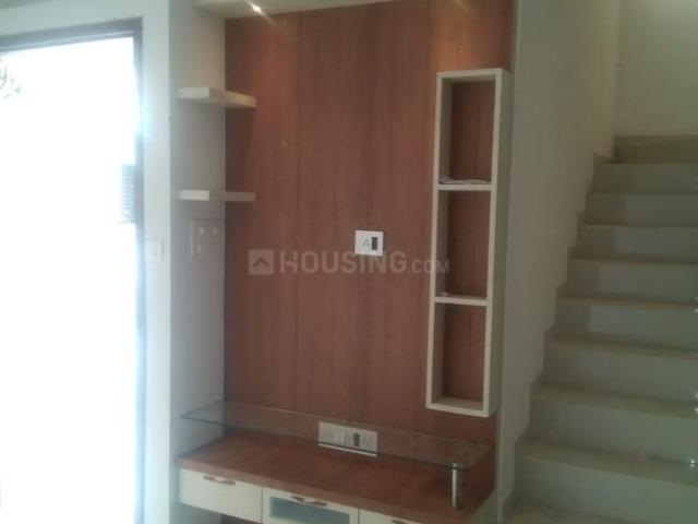 4 BHK Villa in Atladara for rent Vadodara. The reference number is 13926925