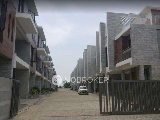 4+ BHK Villa In Bbcl Stanburry, Manapakkam for Rent In Mana