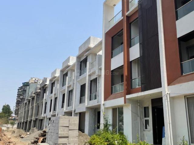 4 BHK Villa in Bhosari for resale Pune. The reference number is 20312267