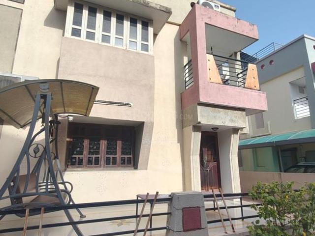 4 BHK Villa in Bodakdev for resale Ahmedabad. The reference number is 20460186