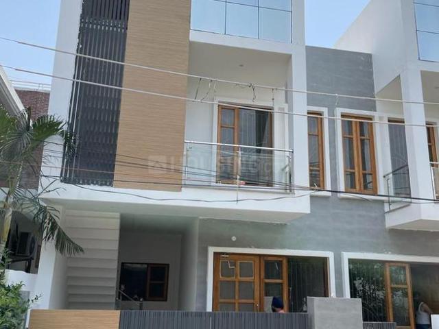 4 BHK Villa in Gangotri Vihar for resale Dehradun. The reference number is 17550886