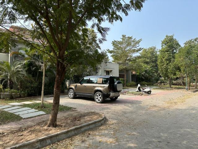 4 BHK Villa in Godhavi for resale Ahmedabad. The reference number is 18095179