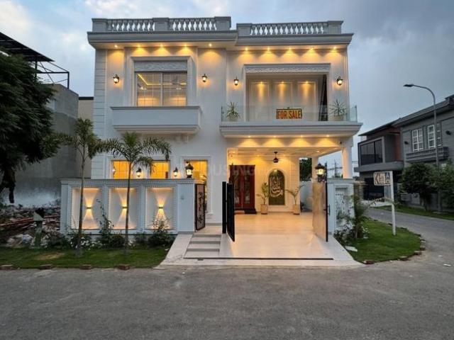 4 BHK Villa in Grand Sikar Road for resale Jaipur. The reference number is 20700626