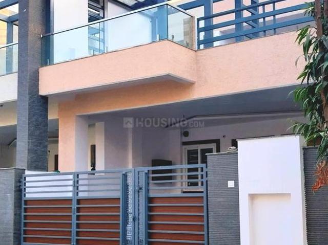 4 BHK Villa in Indira Nagar for resale Lucknow. The reference number is 16924394