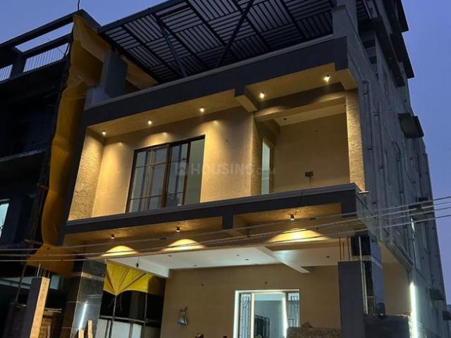 4 BHK Villa in Injambakkam for resale Chennai. The reference number is 18850745