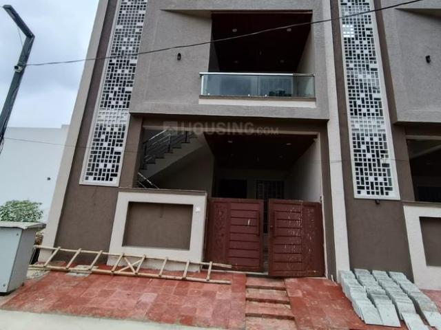 4 BHK Villa in Jagatpura for resale NH 8 Jaipur. The reference number is 17582785