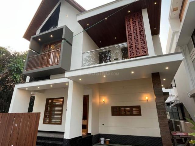 4 BHK Villa in Kakkanad for resale Kochi. The reference number is 17497010