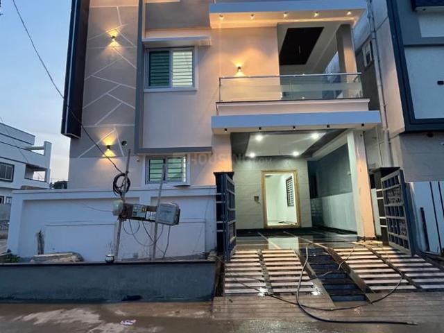 4 BHK Villa in Kapra for resale Secunderabad. The reference number is 20698895