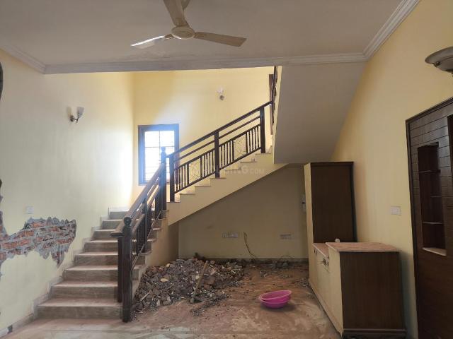 4 BHK Villa in Khaja Guda for resale Hyderabad. The reference number is 16742611