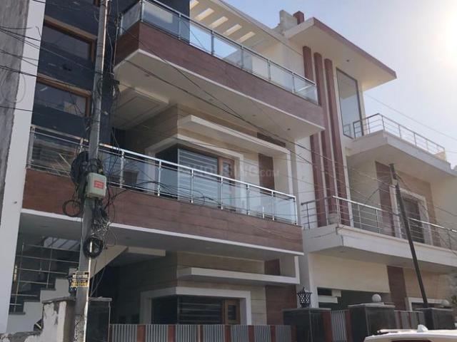 4 BHK Villa in Kharar for resale Mohali. The reference number is 16954658