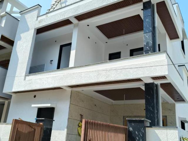 4 BHK Villa in Kompally for resale Secunderabad. The reference number is 17032679