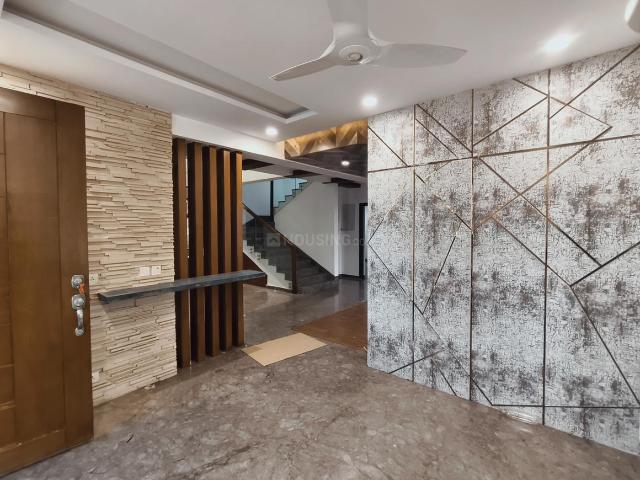 4 BHK Villa in Kondapur for rent Hyderabad. The reference number is 19575118