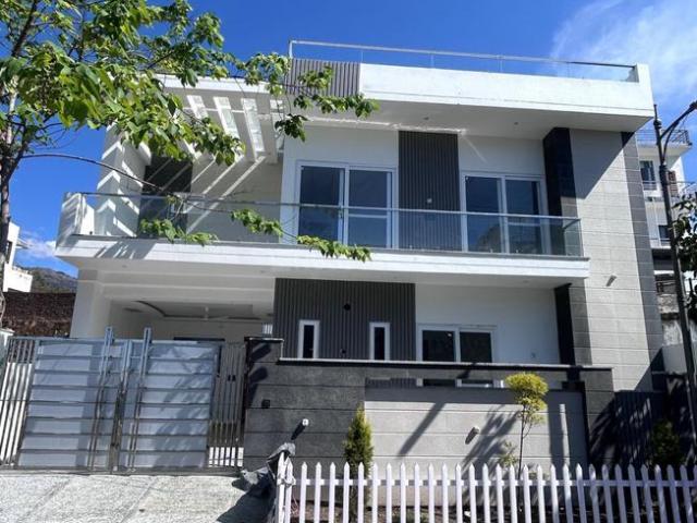 4 BHK Villa in Kulhan for resale Dehradun. The reference number is 20653070