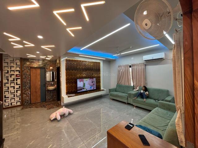 4 BHK Villa in Manjalpur for rent Vadodara. The reference number is 16977009