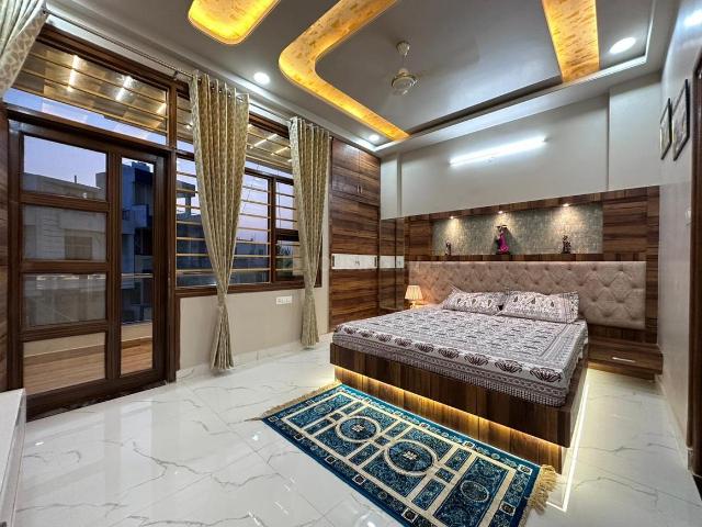 4 BHK Villa in Mansarovar Extension for resale NH 8 Jaipur. The reference number is 17545975