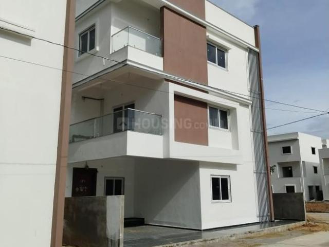 4 BHK Villa in Mallampet for resale Sangareddy. The reference number is 20773474