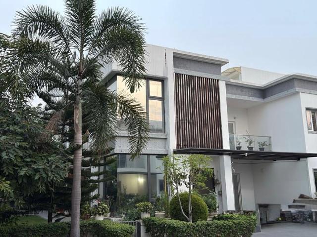 4 BHK Villa in Mokila for resale Hyderabad. The reference number is 20273502