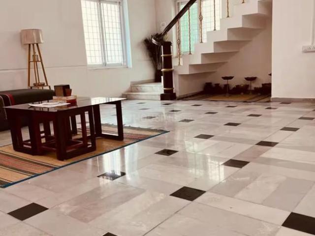 4 BHK Villa in Naranpura for resale Ahmedabad. The reference number is 19755658
