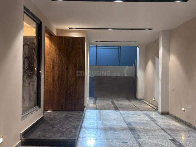 4 BHK Villa in Surajpur for resale Gulistanpur. The reference number is 16186338