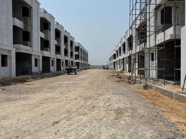 4 BHK Villa in Patancheru for resale Sangareddy. The reference number is 17165054