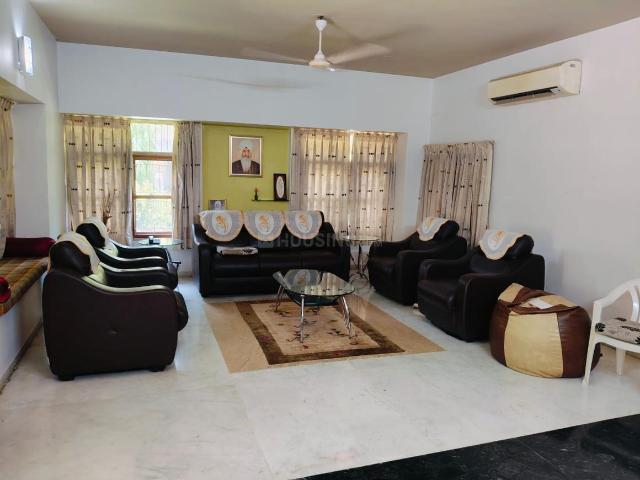 4 BHK Villa in Prahlad Nagar for resale South West. The reference number is 17332698