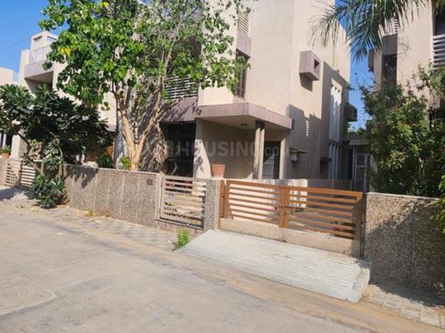 4 BHK Villa in Raysan for resale Gandhinagar. The reference number is 14411408