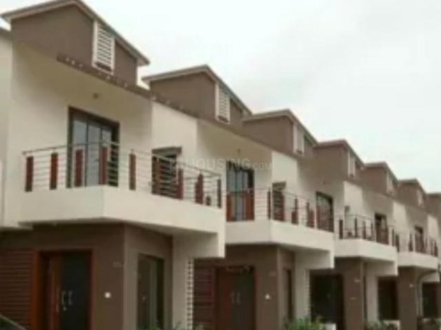 4 BHK Villa in Raysan for resale Gandhinagar. The reference number is 18543030