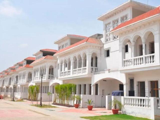 4 BHK Villa in Raysan for resale Gandhinagar. The reference number is 18515521