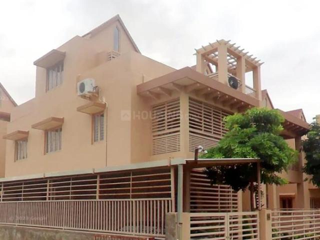 4 BHK Villa in Raysan for resale Gandhinagar. The reference number is 20766351