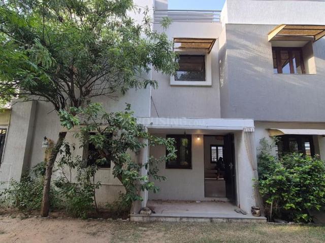 4 BHK Villa in Science City for resale Ahmedabad. The reference number is 20485730