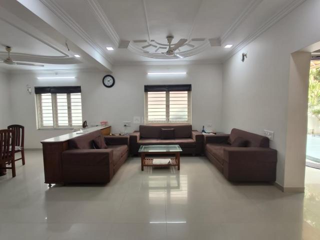 4 BHK Villa in Science City for resale Ahmedabad. The reference number is 20275874