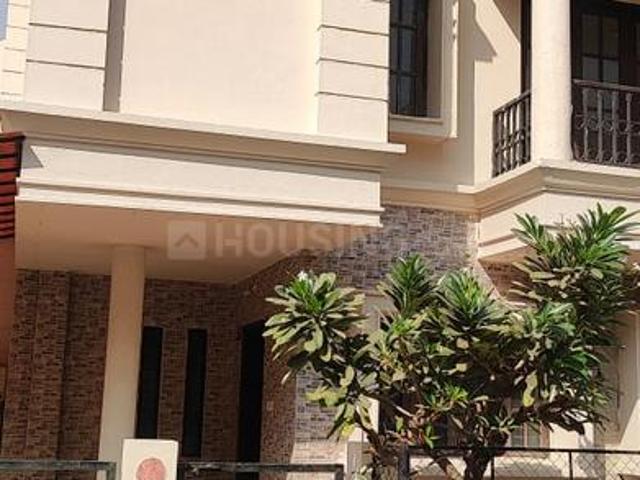 4 BHK Villa in Saiyed Vasna for rent Vadodara. The reference number is 16636762