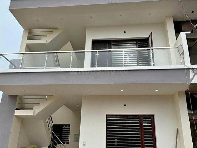 4 BHK Villa in Sector 127 for resale Sahibzada Ajit Singh Nagar. The reference number is 15812208