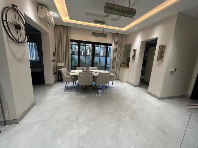 4 BHK Villa in Sector 128 for rent Noida. The reference number is 20078857