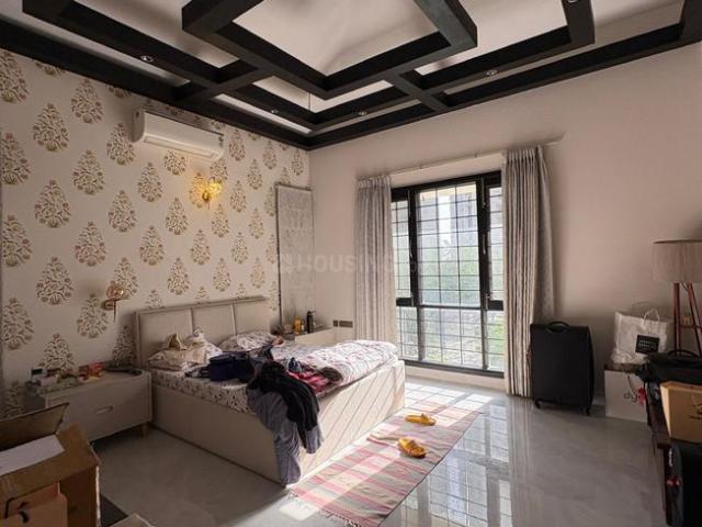 4 BHK Villa in Sector 128 for resale Noida. The reference number is 19977155