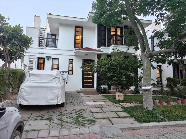 4 BHK Villa in Sector 48 for rent Gurgaon. The reference number is 20034628