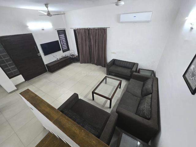 4 BHK Villa in Shantipura for rent Ahmedabad. The reference number is 16663636