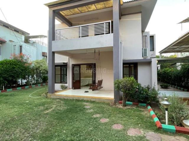 4 BHK Villa in Shela for rent Ahmedabad. The reference number is 20171453