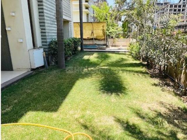 4 BHK Villa in Shela for rent Ahmedabad. The reference number is 20333382