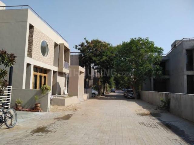 4 BHK Villa in Shela for resale Ahmedabad. The reference number is 17131992