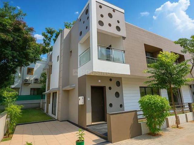 4 BHK Villa in Shela for resale Ahmedabad. The reference number is 19759360