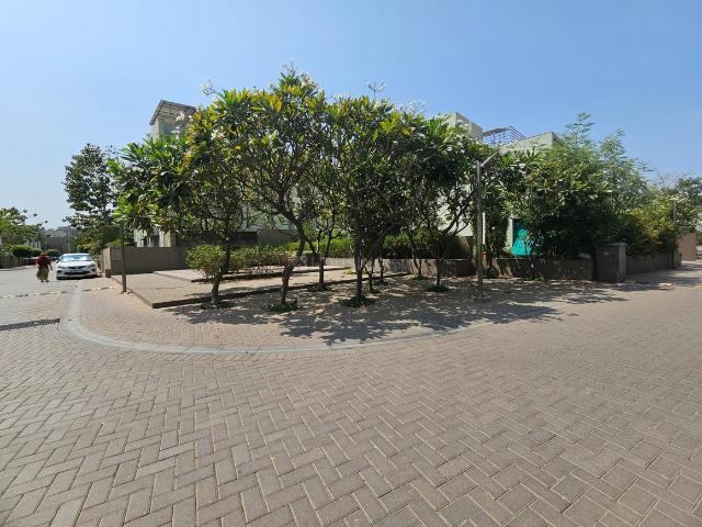 4 BHK Villa in Shela for resale Ahmedabad. The reference number is 20238129